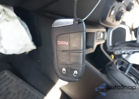 2018 Jeep Renegade Latitude Fwd z USA, uszkodzony, nr VIN ZACCJABB0JPH76154